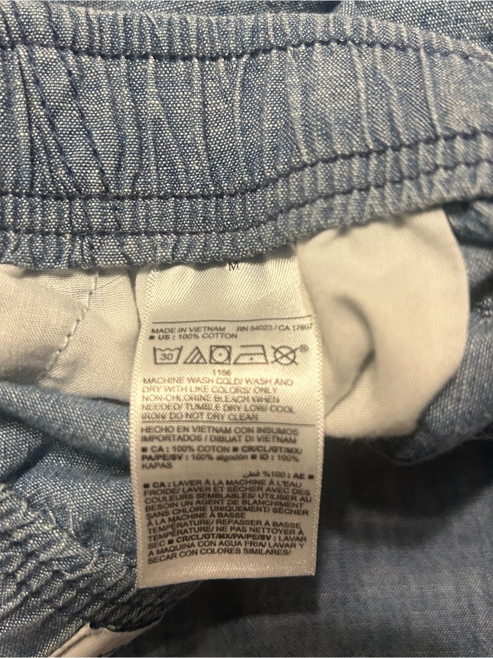 Old Navy Light Blue Drawstring Linen-Blend Men’s Shorts - Picture 3 of 4